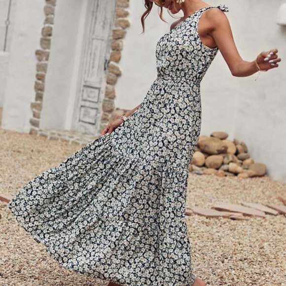 Allover Floral One Shoulder A-line Dress - Picture 6 of 11